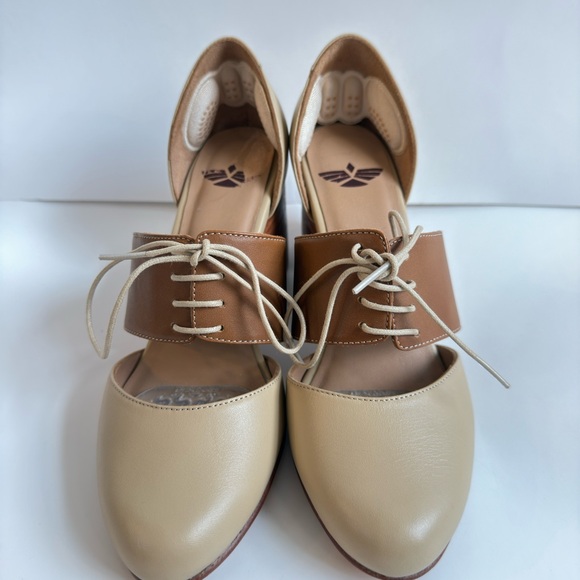 FORTRESS OF INCA Shoes - Fortress of Inca Cream and Brown Shoes